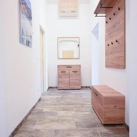 Apartahotel Waldschloessl Schneedoerfl 3*