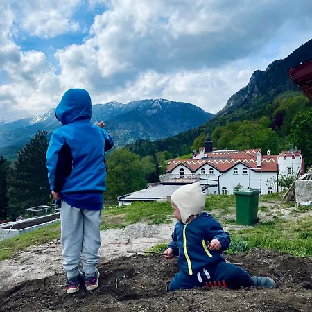 Waldschloessl Schneedoerfl Apartahotel