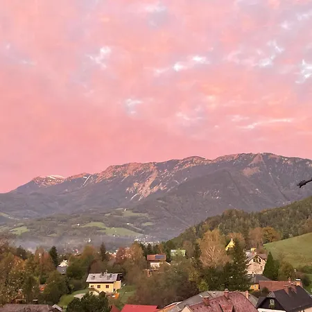 Waldschloessl Schneedoerfl Aparthotel Reichenau an der Rax